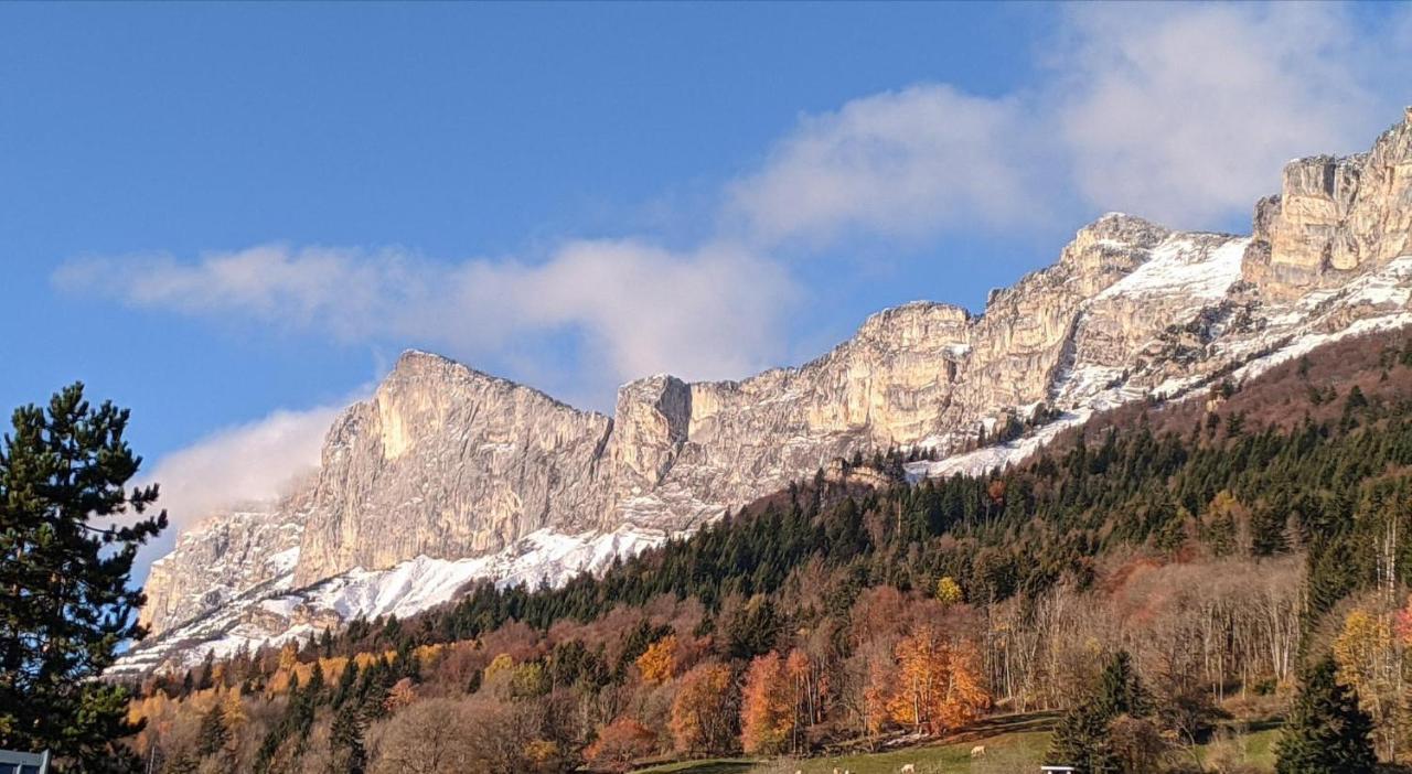Appartement De Plain-Pied En Montagne Avec Vue Merveilleuse Sur Le Massif De Belledonne Saint Bernard du Touvet Εξωτερικό φωτογραφία