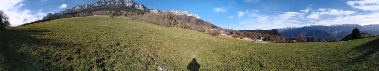 Appartement De Plain-Pied En Montagne Avec Vue Merveilleuse Sur Le Massif De Belledonne Saint Bernard du Touvet Εξωτερικό φωτογραφία
