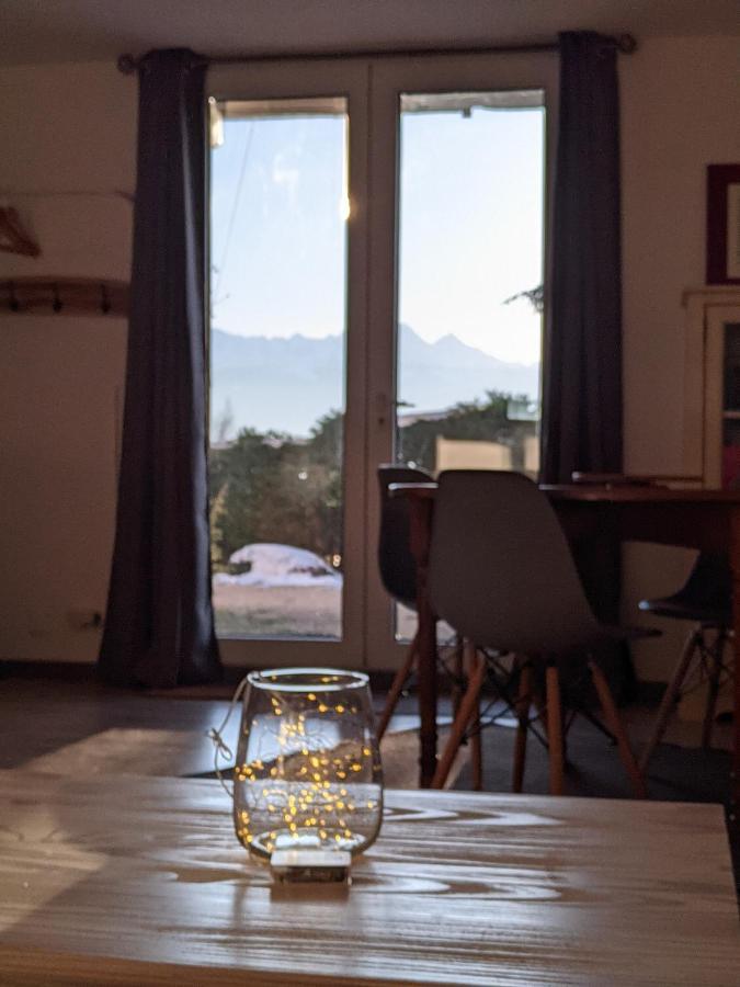 Appartement De Plain-Pied En Montagne Avec Vue Merveilleuse Sur Le Massif De Belledonne Saint Bernard du Touvet Εξωτερικό φωτογραφία